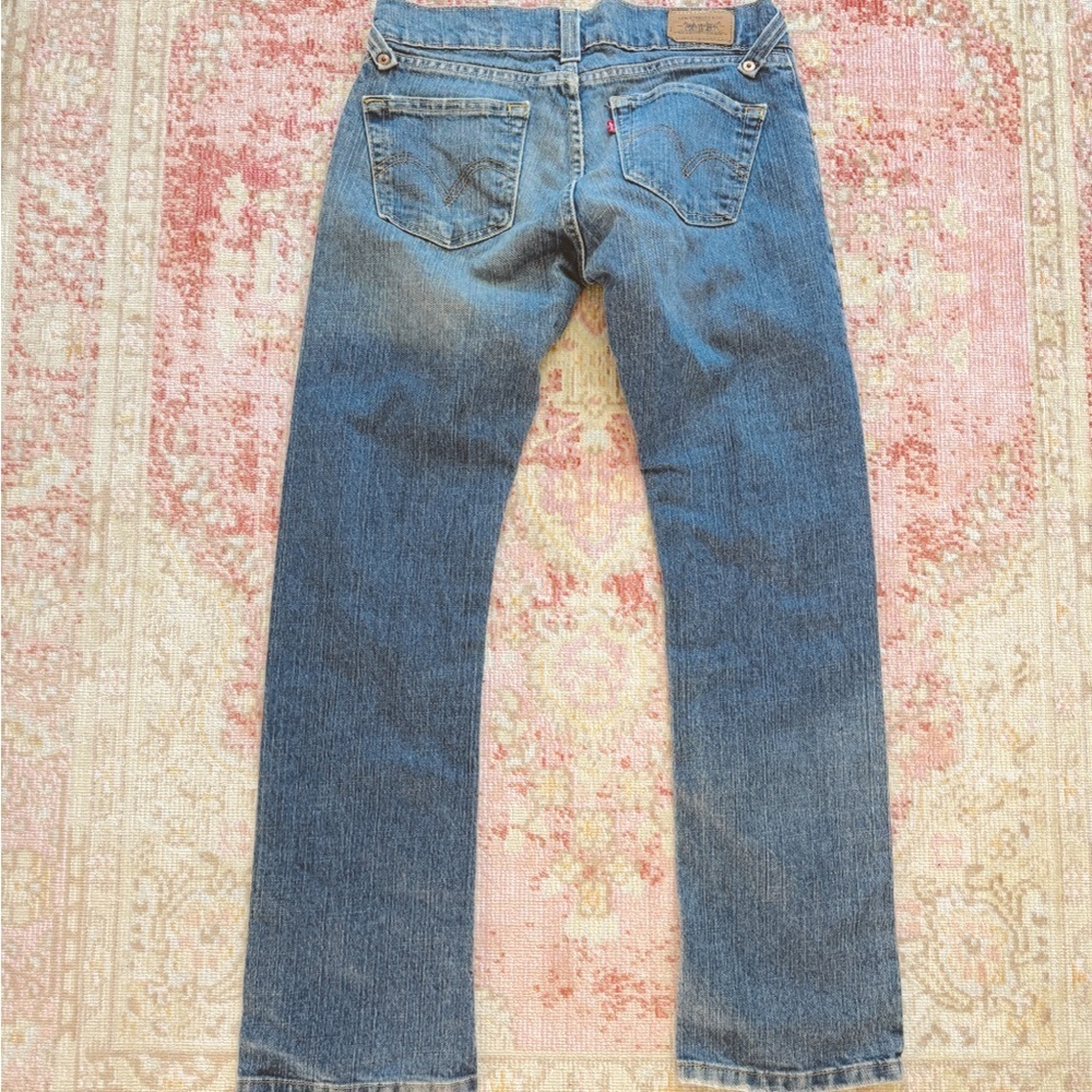 Levi’s, Women’s Vintage Classic Blue Denim Jeans - Picture 2 of 3